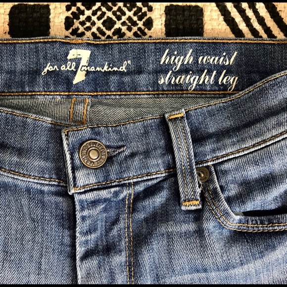 🔥EUC 7 For All Mankind High Waist Straight Jeans - Picture 4 of 8